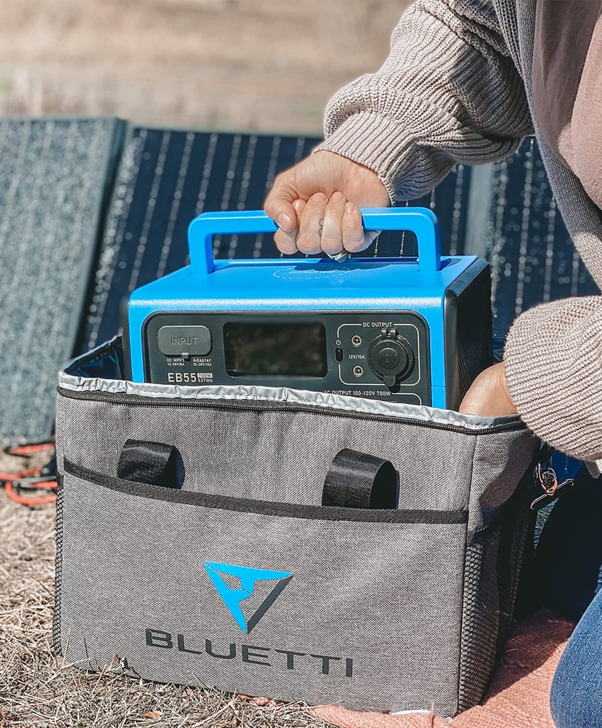 BLUETTI EB70 + 1*PV220 | Solar Generator Kit+CBag